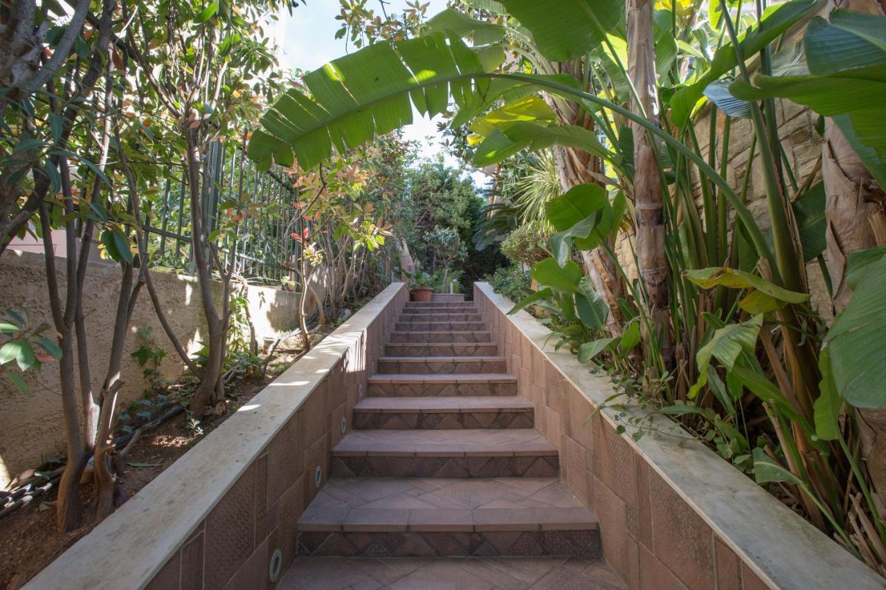 Exceptional Villa In Voula Near The Sea Athen Exterior foto