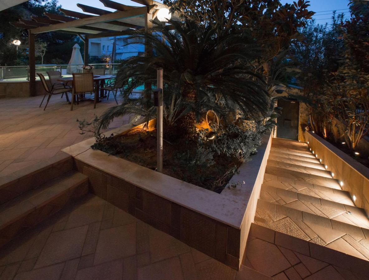 Exceptional Villa In Voula Near The Sea Athen Exterior foto